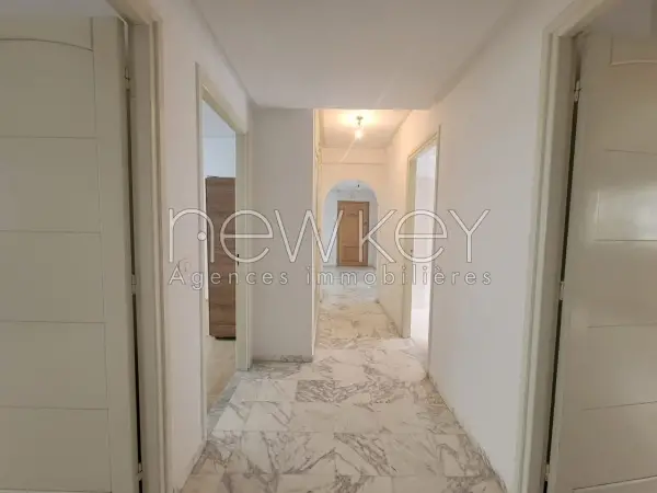 Un Appartement S+3 aux Jardins de L'Aouina - 2