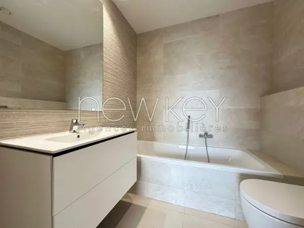 Appartement S3 neuf à louer aux Berges du Lac 2 - 9