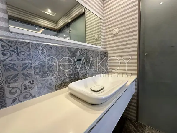 Appartement de luxe S3 à vendre aux Berges du Lac 2 - 8