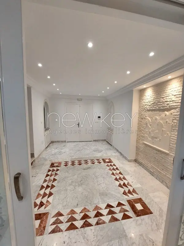 Villa s+5 à Gammarth vue sur mer - 4