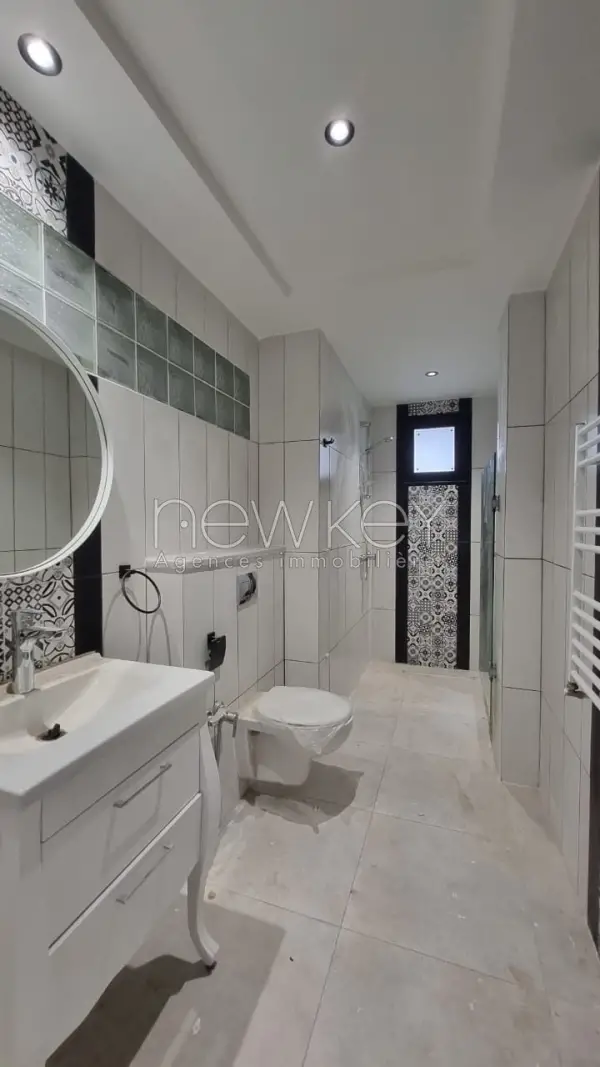 Etage de villa s+4 à Carthage - 8