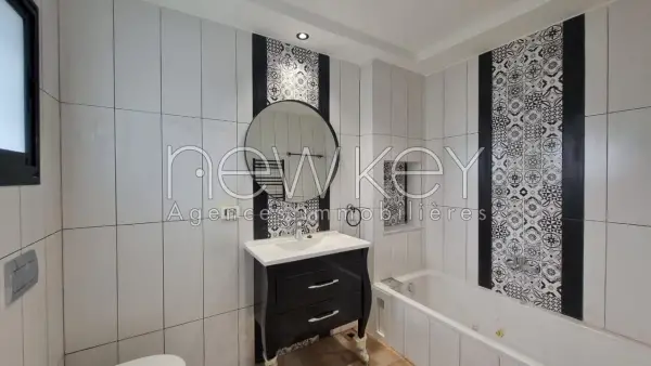 Etage de villa s+4 à Carthage - 4