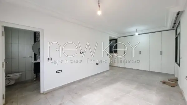 Etage de villa s+4 à Carthage - 11