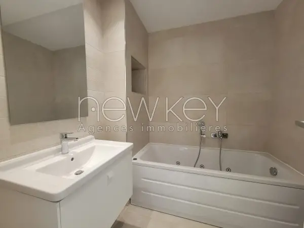 Un Appartement S+3 à vendre à La Soukra - 4