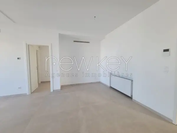 Un Appartement S+3 à vendre à La Soukra - 1