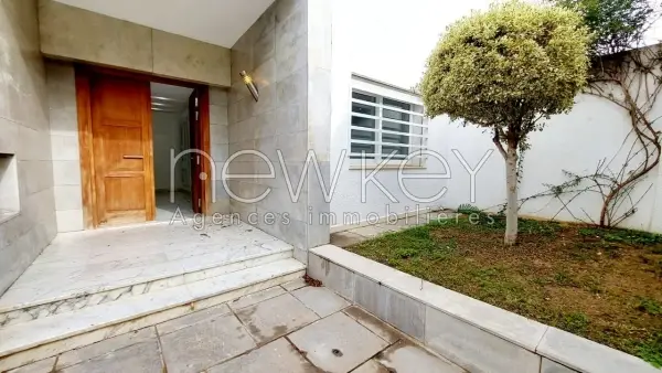 Magnifique villa s+5 à la Marsa - 3