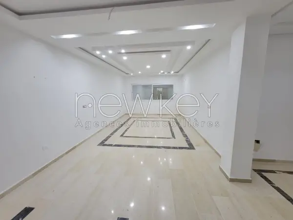 Un Appartement S+2 à louer à La Soukra - 1