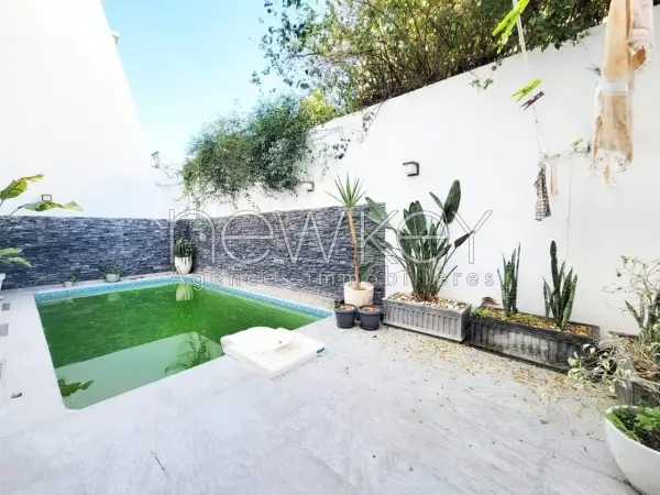Une Superbe Villa S+3 avec piscine à vendre à La Soukra - 7