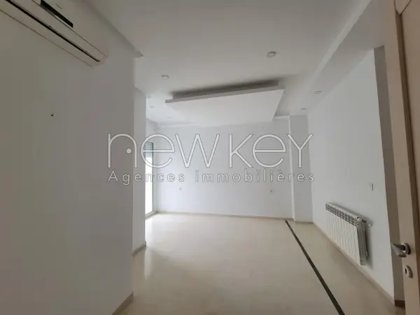Duplex S3 avec piscine à louer à La Soukra - 7