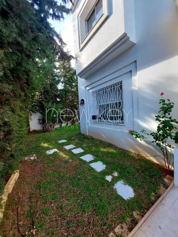 Villa jumelée S+4 avec jardin - 10