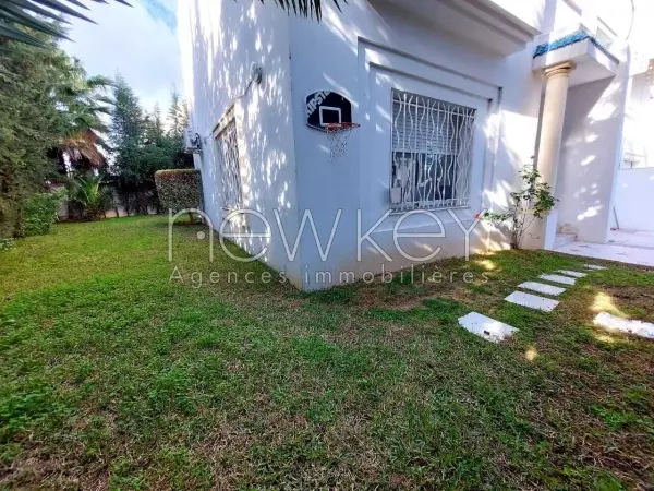 Villa jumelée S+4 avec jardin - 9