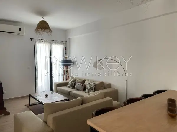 Duplex s+4 à la Marsa - 1