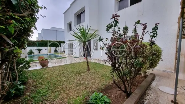 Villa s+4 à Gammarth - 9