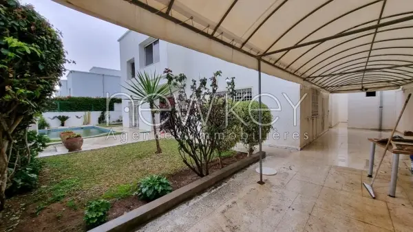 Villa s+4 à Gammarth - 10