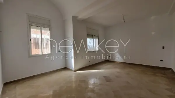 Villa s+3 à Raoued Plage - 2