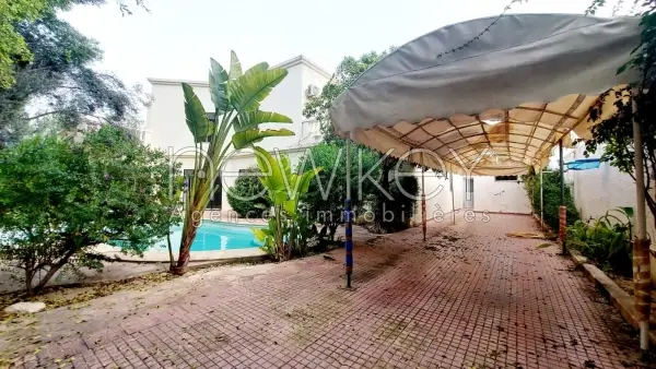 Magnifique villa S+5 à la Marsa - 1