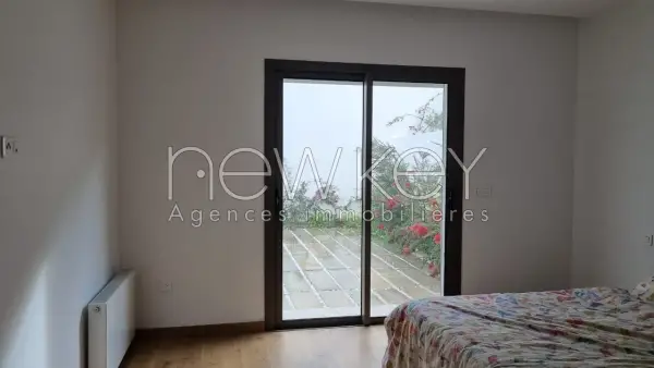 Bel appartement S+2 avec piscine à Gammarth - 9