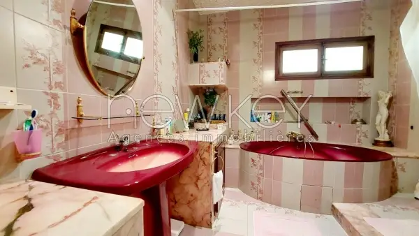Villa S+5 vide ou meublée à Gammarth - 9