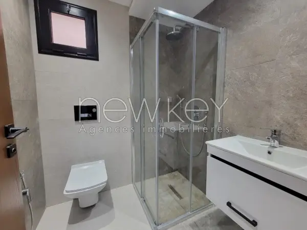 Un Appartement S+3 à louer à La Soukra - 4