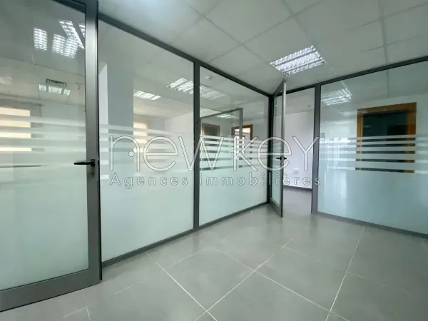 Bureau A5 à louer à la zone d'activité kheireddine - 5
