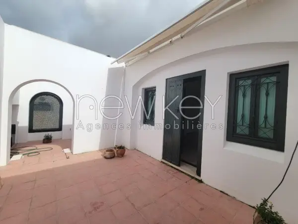 Une Maisonnette S+2 à louer à La Soukra - 7