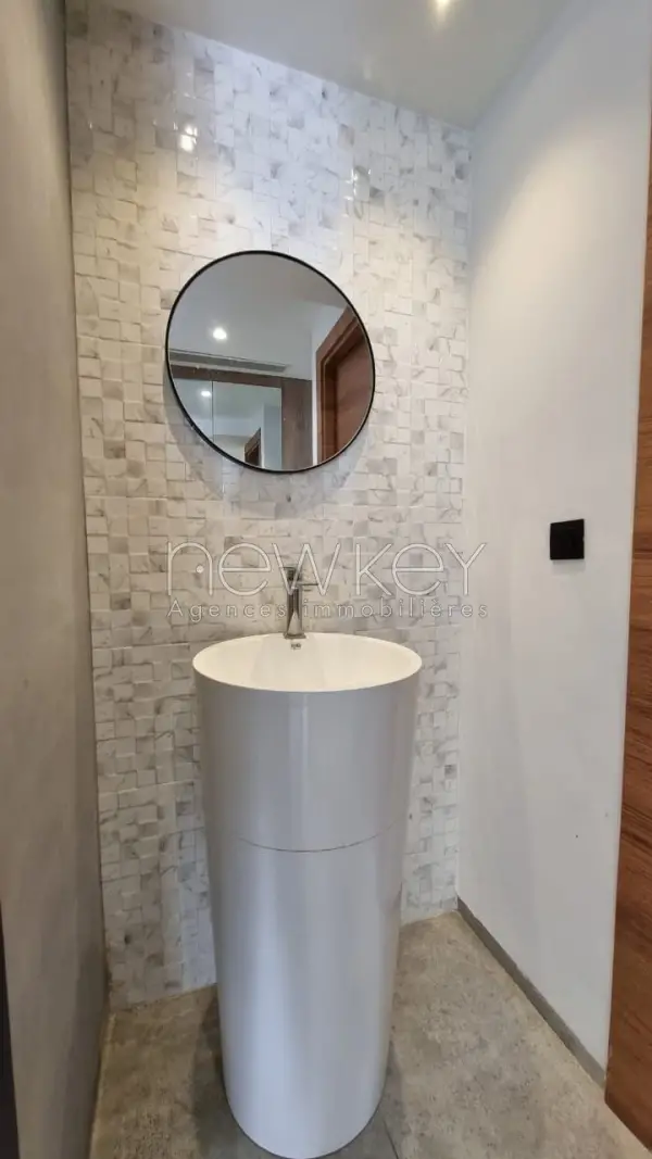 Magnifique triplex s+4 à Gammarth - 9