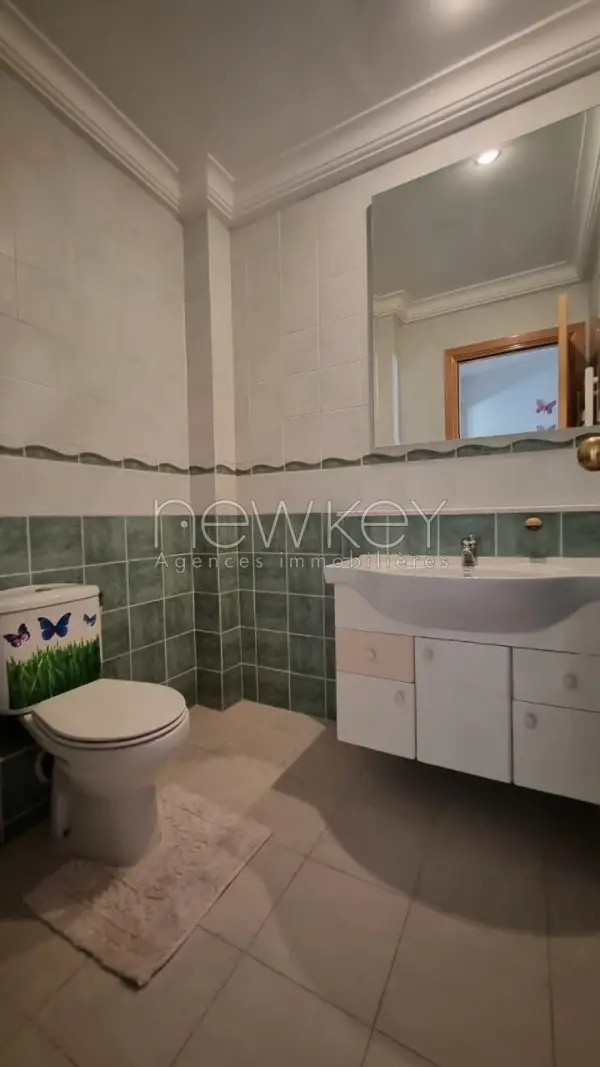 Bel appartement S+4 à Gammarth - 7