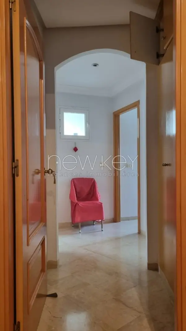 Bel appartement S+4 à Gammarth - 8
