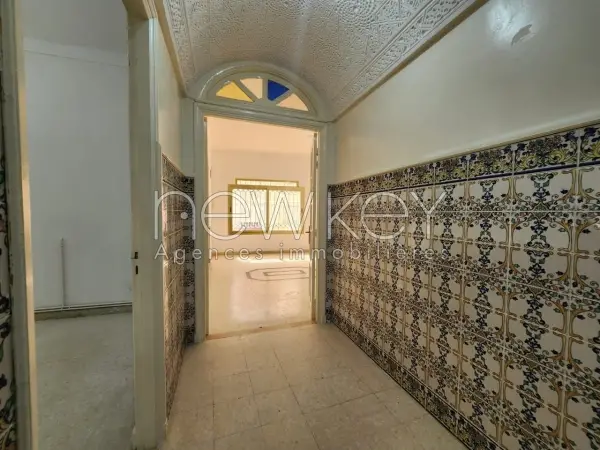 Appartement S+4 à la Marsa - 1