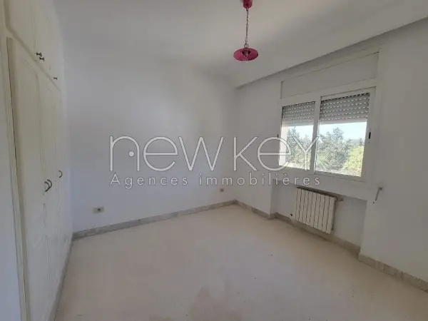 Un Appartement S+3 à louer à La Soukra - 4