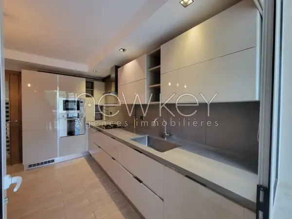 Un Appartement S+3 avec jardin à La Soukra - 3
