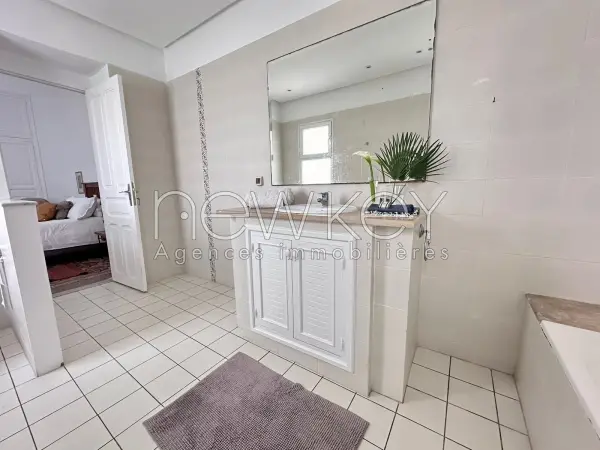 Villa s+3 meublée au cœur de la Marsa - 10