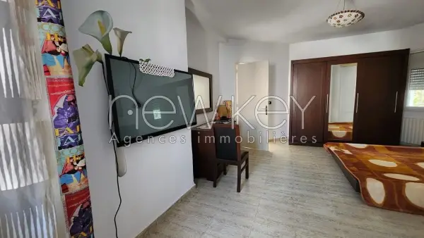 Duplex s+3 meublé à la Marsa - 4