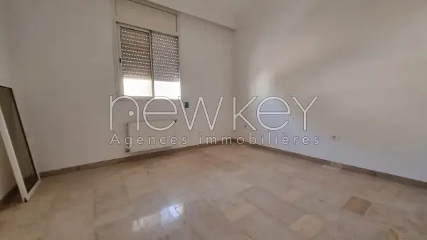 Duplex s+5 à la Marsa - 3