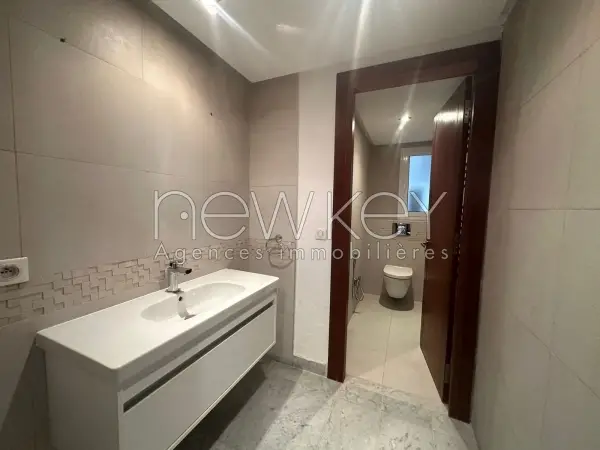 Appartement S3 avec chambre de service à louer aux Jardins de Carthage - 8