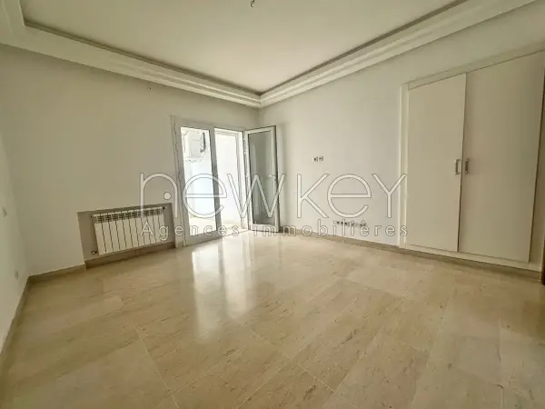 Appartement S3 avec chambre de service à louer aux Jardins de Carthage - 3