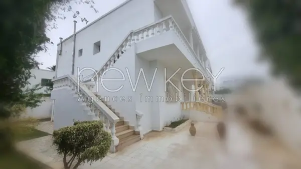 A vendre Villa à la Marsa - 1