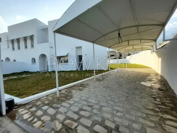 Magnifique villa S+3 à la Marina Gammarth - 1