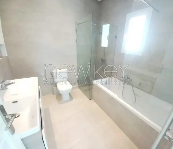Villa s+5 à la Marsa - 10