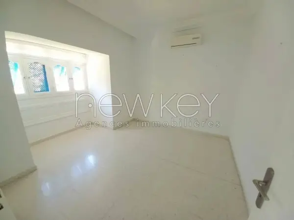 Villa s+5 à la Marsa - 13
