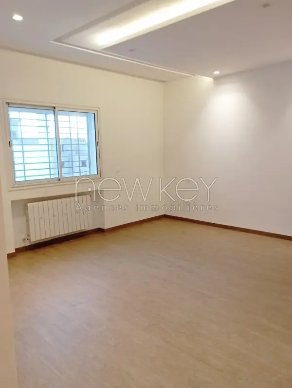 Appartement S+4 Neuf à vendre aux Jardins de Carthage - 5