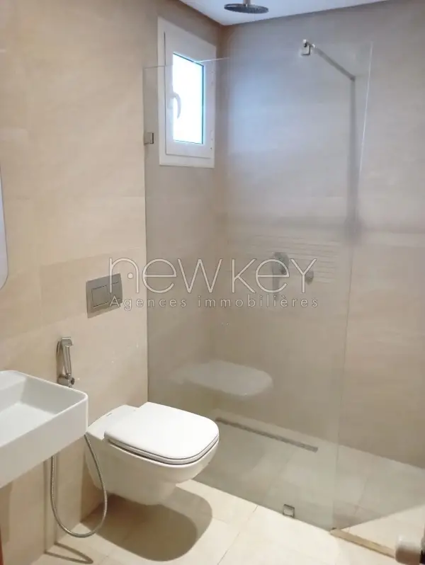 Appartement S+4 Neuf à vendre aux Jardins de Carthage - 9