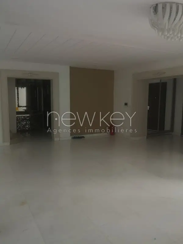 villa s+4 à la marsa - 7