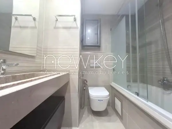 Un Superbe Appartement S+2 à La Soukra - 9