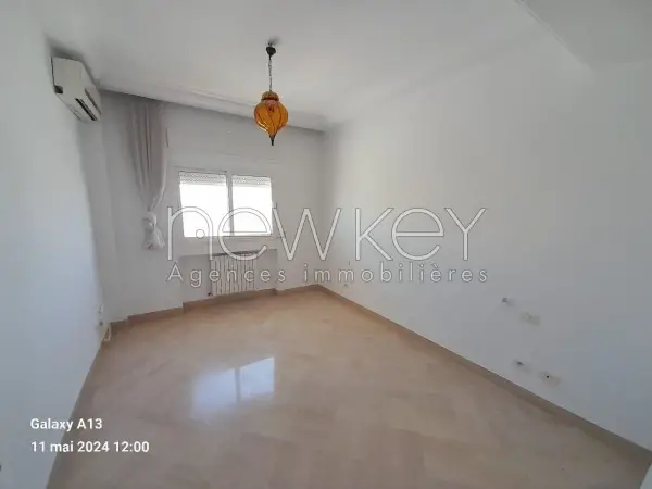 Appartement S+2 à louer à la Marsa - 4