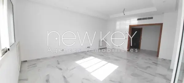 Appartement S3 avec chambre de service à louer aux jardins de Carthage - 1
