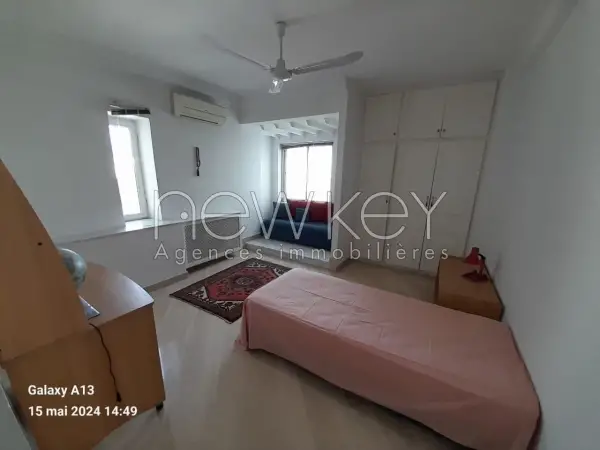 Etage de villa S+4 meuble à la Marsa - 9