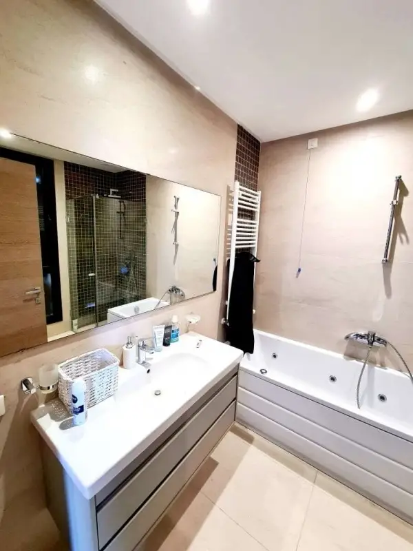 Magnifique Appartement Vue Dégagée - 3
