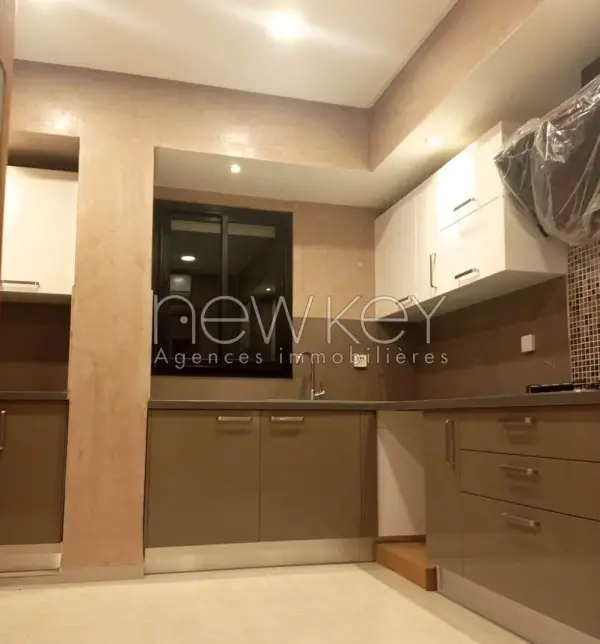 Un Appartement S+2 Neuf à louer à La Soukra - 1