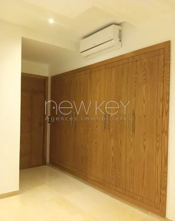 Un Appartement S+2 Neuf à louer à La Soukra - 3